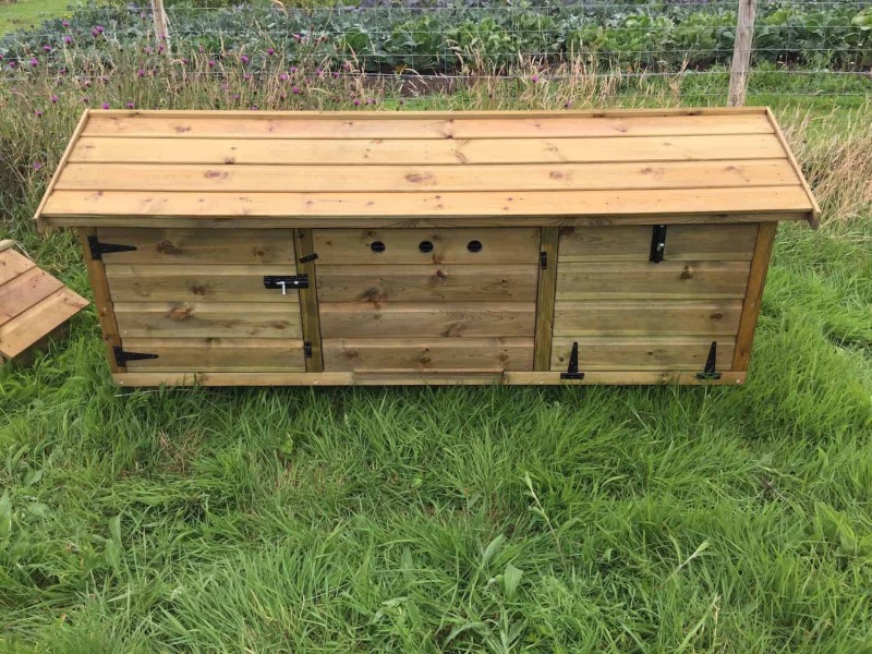 6ft British Giant Rabbit Hutch