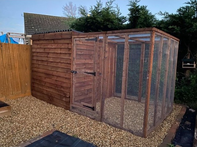 Rabbit enclosure animal house with run different sizes